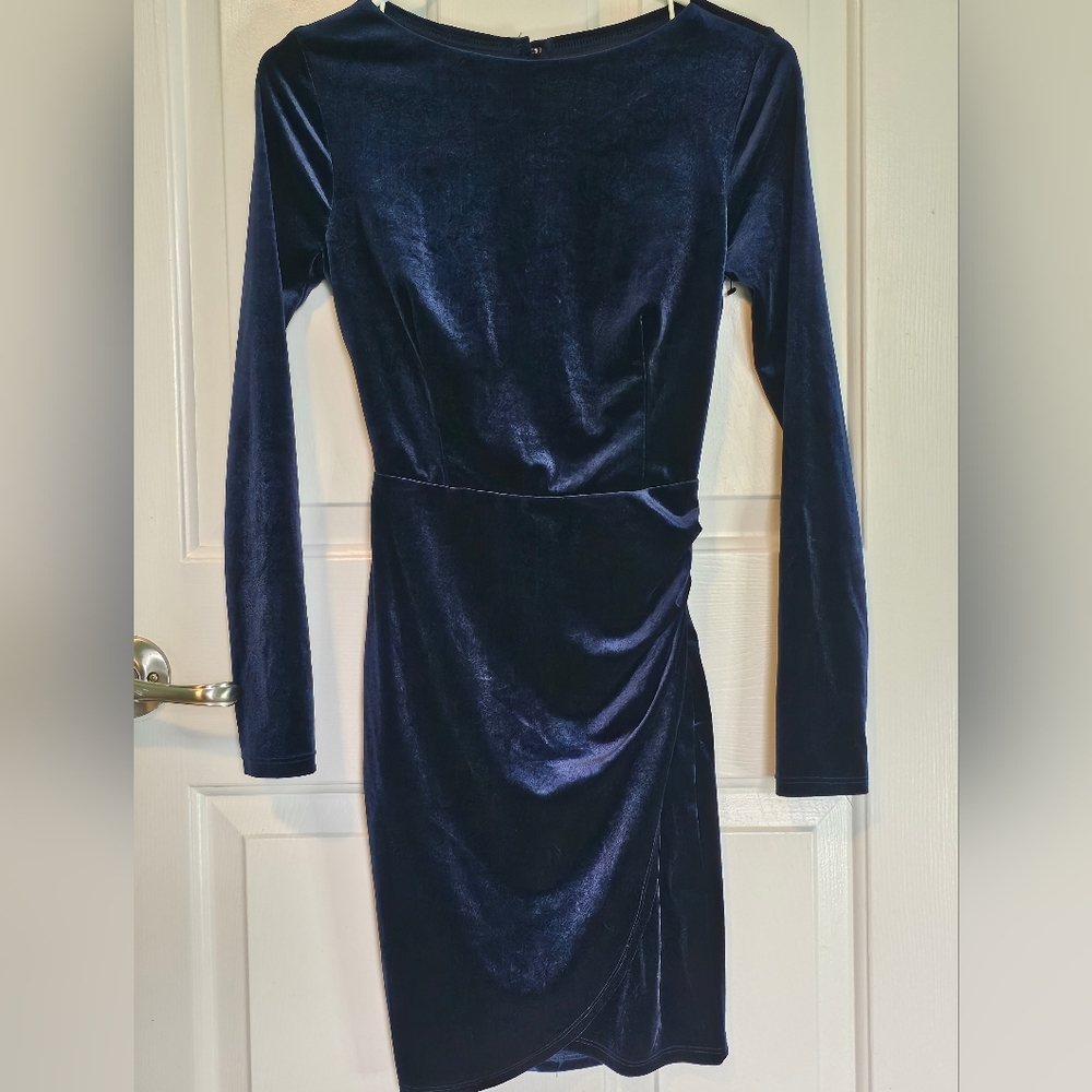 B. Darlin Blue Velour Long Sleeve Cocktail Mini Dress Junior's Sz 1/2